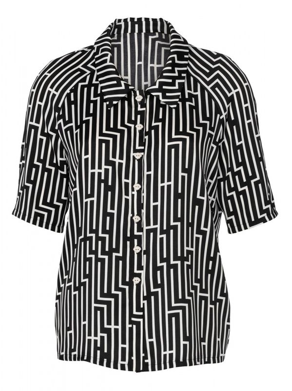 5997 - Burda - kort og lang bluse