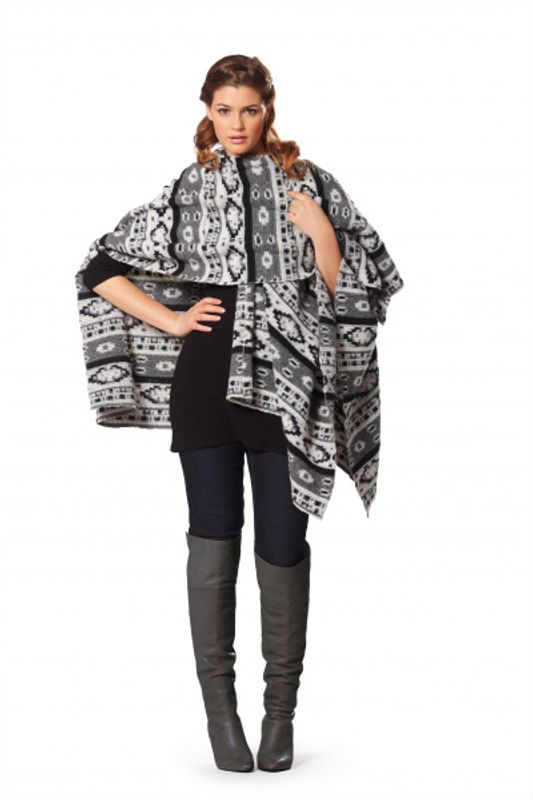 7313 - Burda - Cape, sjal