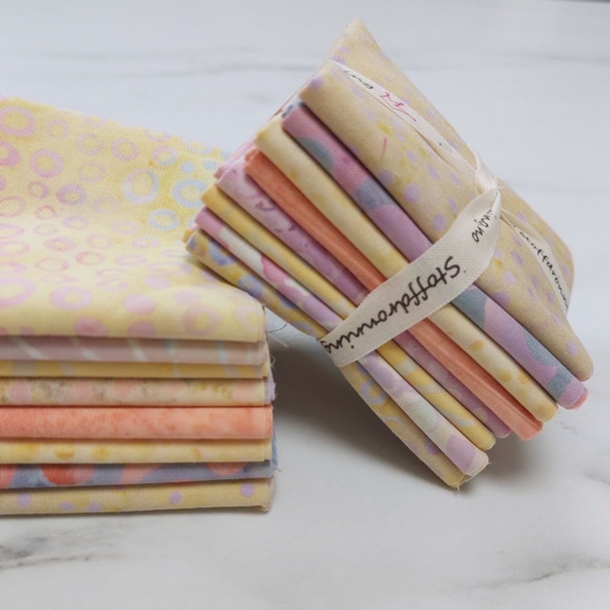 Happy Minis - batikk, sunrise