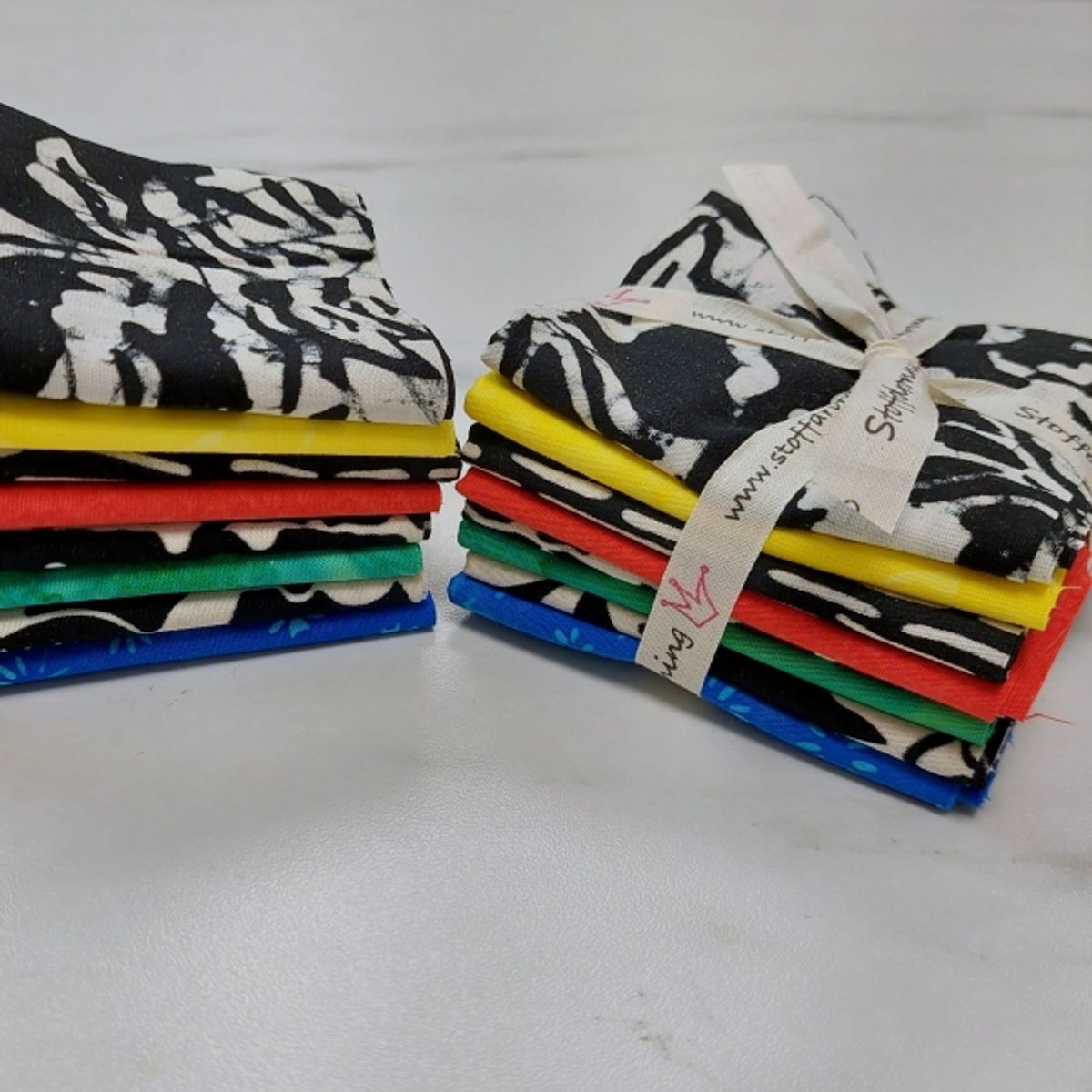 Happy Minis - batikk, pop & print