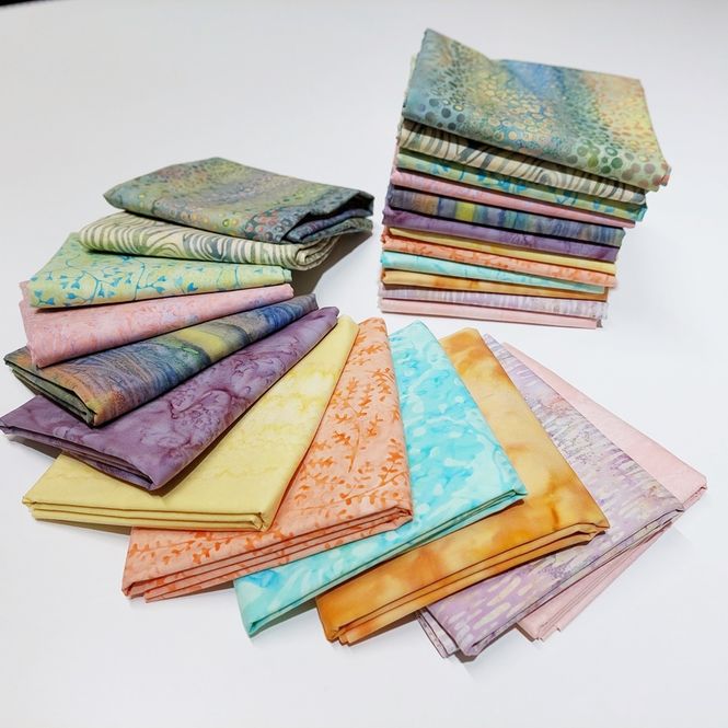 Hovedbilde Stoffpakke batikk - Pastel Moments - 50x110 cm